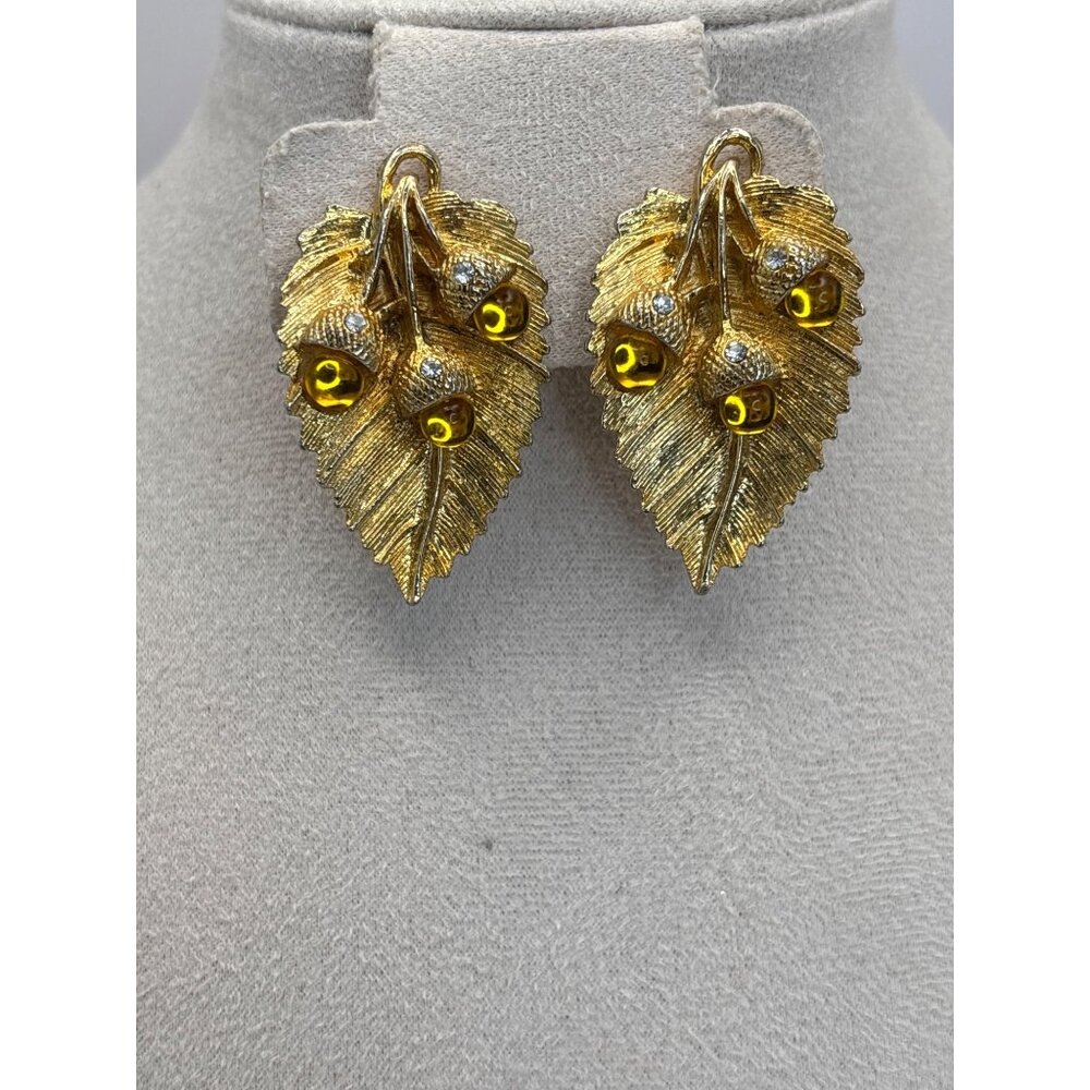 Two Sisters Vintage Gold Tone Leaf Amber Glass Acorn Pierced Earrings